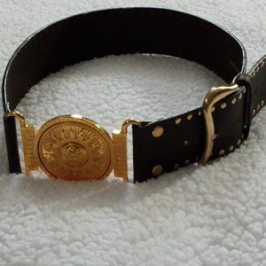 Gianni Versace Brown Leather Gold Studded belt Vintage. . Size 34
